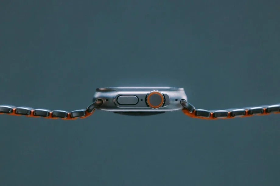 Nomad unveils hybrid titanium band for the Apple Watch Nomad unveils hybrid titanium band for the Apple Watch