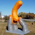 Giant roadside Cheeto attracts a crowd