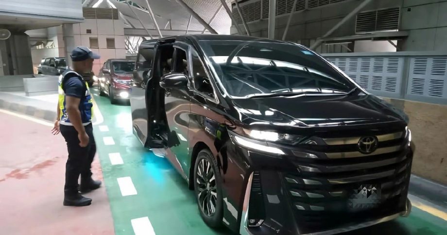 Malaysian nabbed driving Singapore MPV for illegal cross-border rides – NST Online