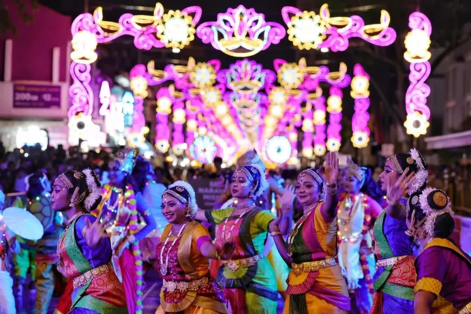 Heavy traffic, large crowds expected at Little India for Deepavali this weekend