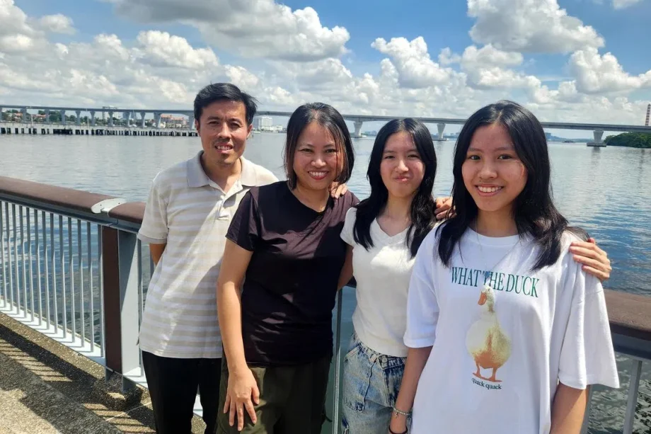 Family steps away from Singapore’s education ‘arms race’ Family steps away from Singapore’s education ‘arms race’