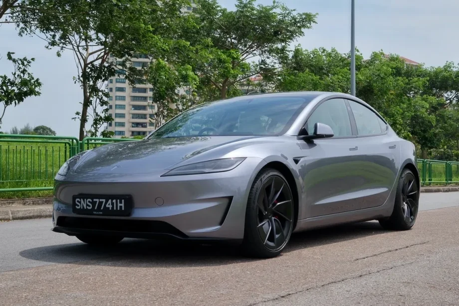 Tesla is offering a S,000 incentive for customers who order and collect their new Tesla by the end of 2025 Tesla is offering a S,000 incentive for customers who order and collect their new Tesla by the end of 2025