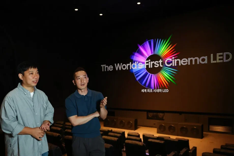 A true Samsung cinema experience? Samsung’s newest LED cinema display comes alive in South Korea
