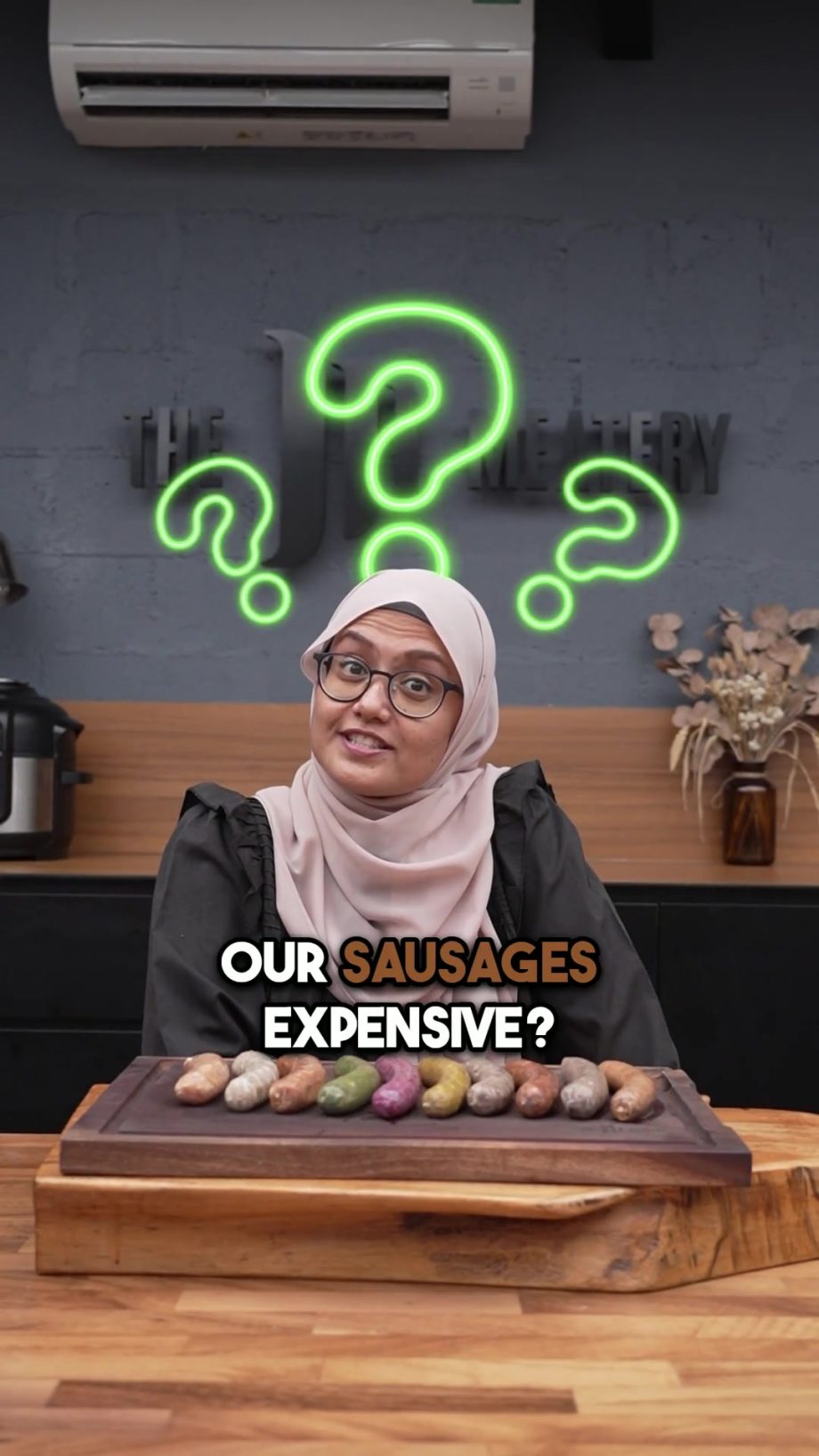 @themeaterysg_ Let’s talk about ‘expensive sausages’  #fypsg #sgwheretogo #sgwhe…