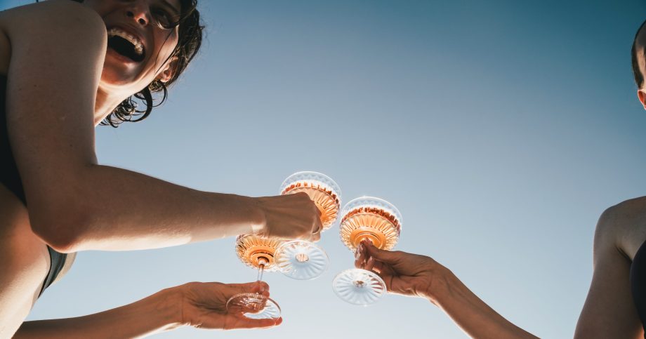 Don’t Cancel Plans With Friends: Experts Explain Why