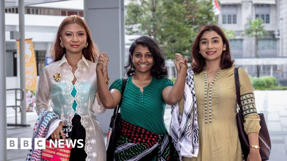 Singapore court acquits women for pro-Palestinian walk