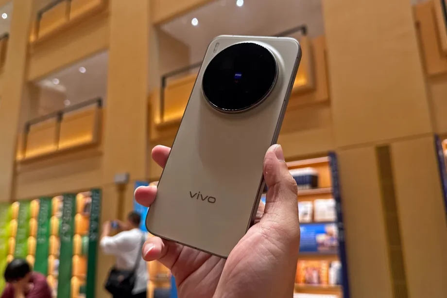 Hands-on: Vivo X300 Pro, after taking 500+ ZEISS-powered photos