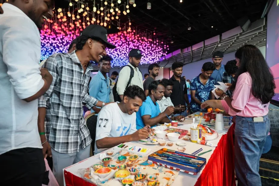 Hundreds of migrant workers celebrate Deepavali at Gardens by the Bay