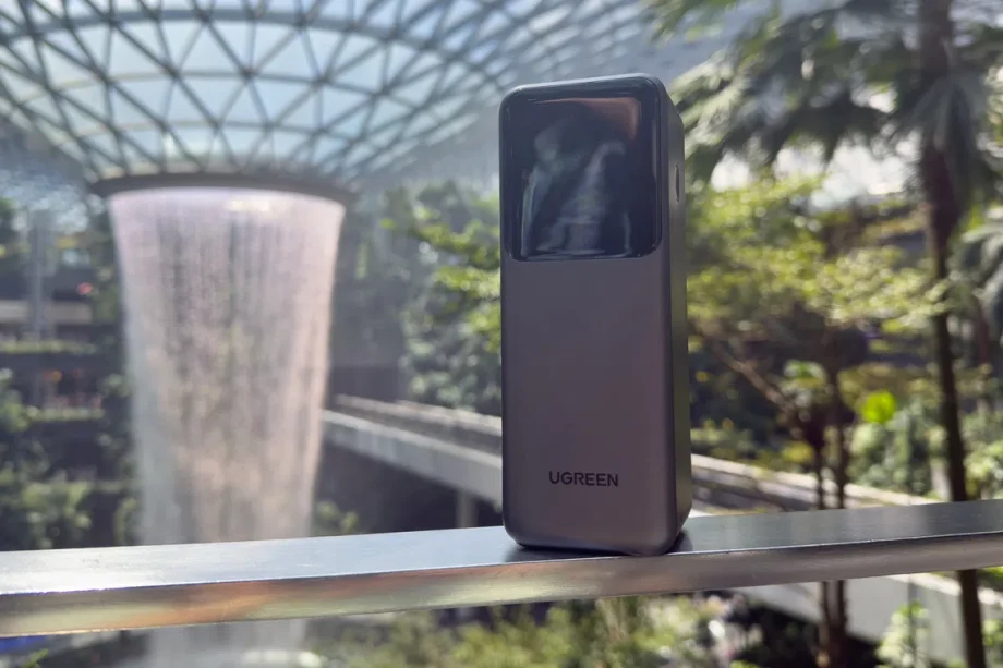 Ugreen Nexode Retractable Series Power Bank 20,000mAh 165W review: Big and fast