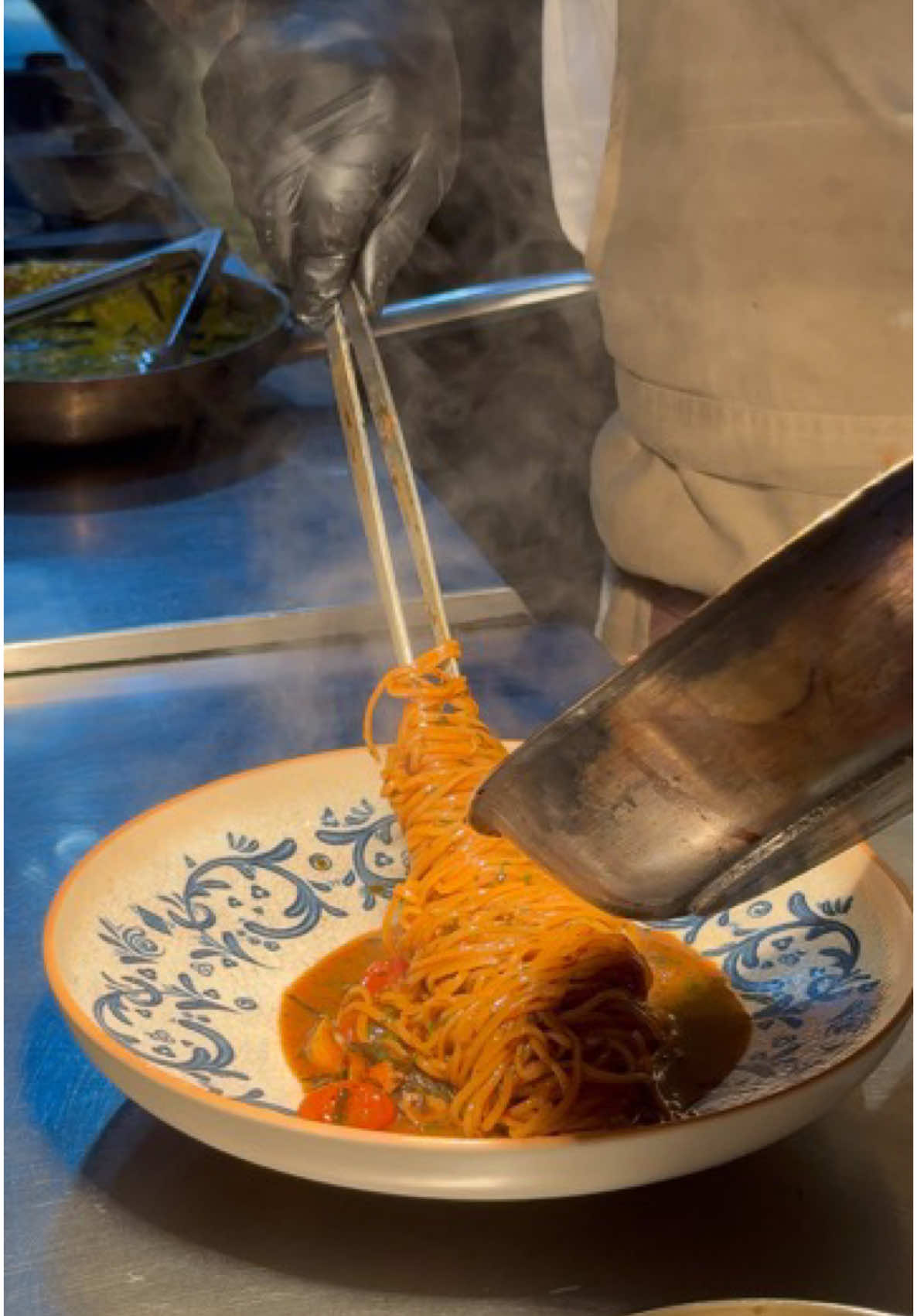 @dibssg 10 Must-Try Foods in Singapore! Save this for your next Singapore food a…