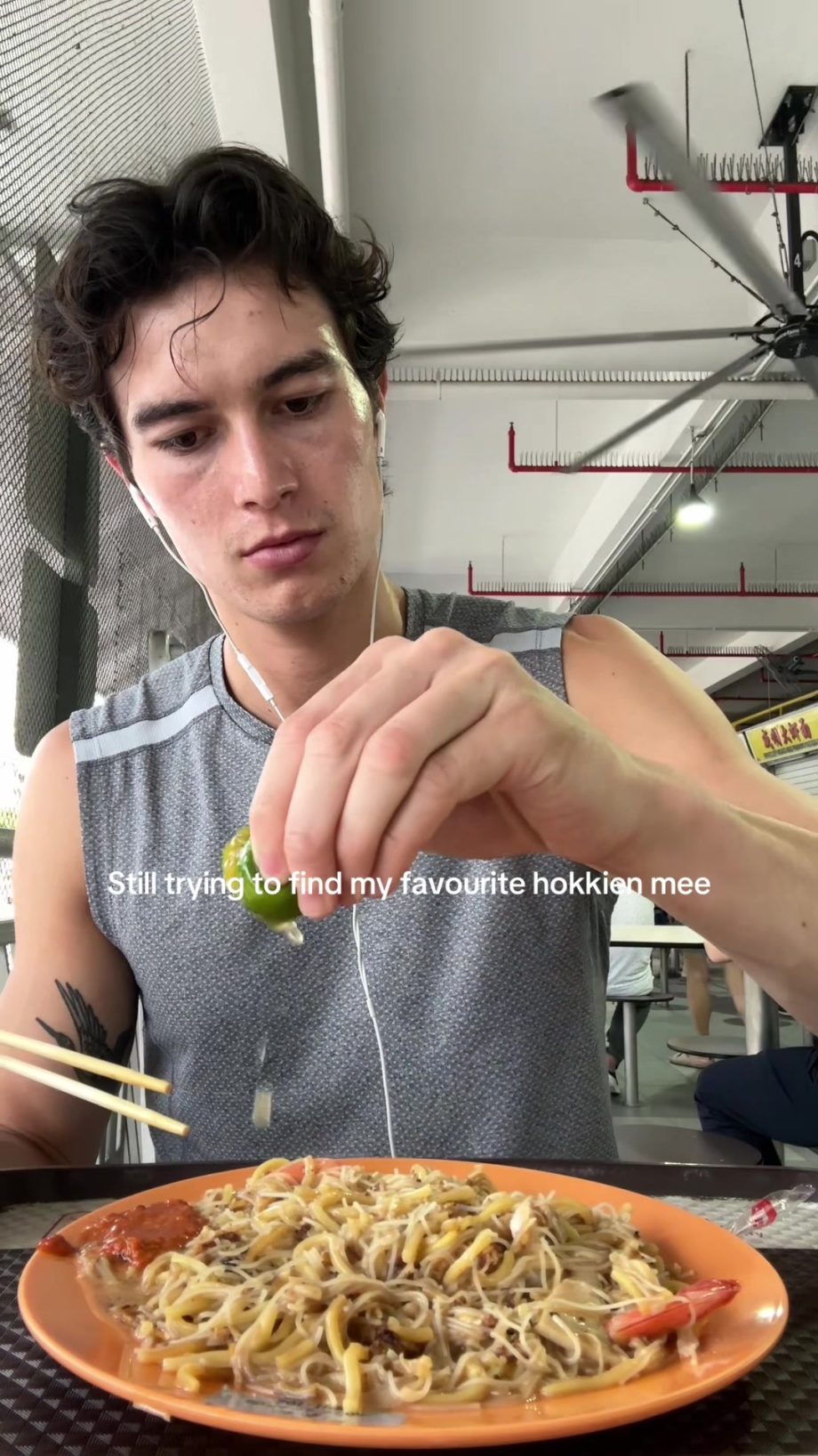@arlenlim9 I’m addicted to Hokkien mee, I need HELP! #fyp #food #singapore #sgfo…