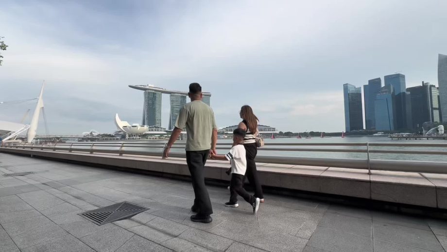 @justineanne.nikola Day 1 in SG #foryourpage #travel #familytime #foodie  …