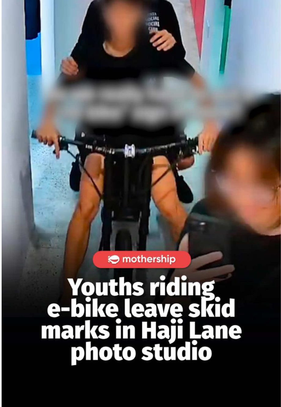 @mothershipsg The incident occurred on Oct. 24, according to CCTV footage upload… @mothershipsg The incident occurred on Oct. 24, according to CCTV footage upload…