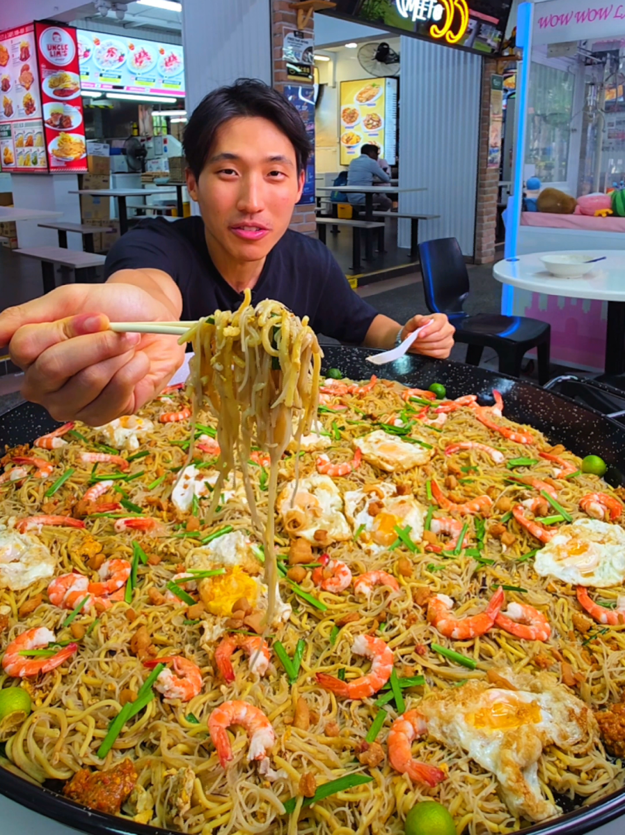 @zermattneo 9KG Hokkien Mee Challenge – possibly Singapore’s biggest portion! Th…