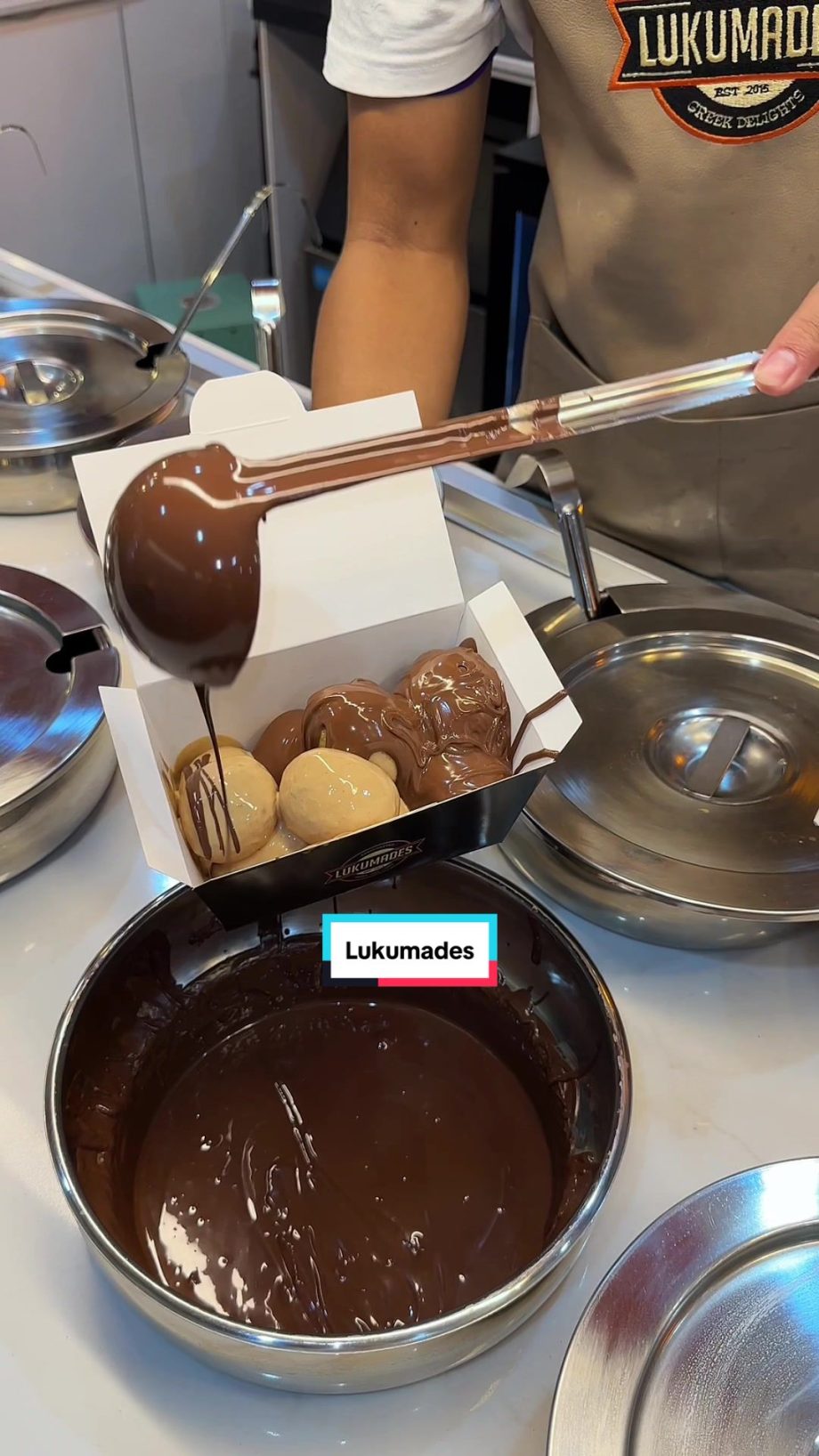 @callmepuipuii This australian doughnut franchise finally opened a Halal outlet …