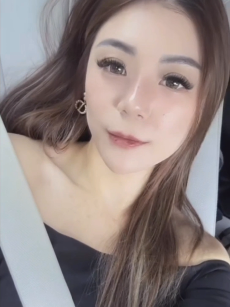 People On TikTok People On TikTok