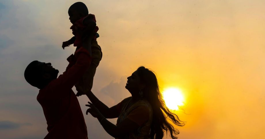 Does Parenthood Kill Romance? | Psychology Today Singapore Does Parenthood Kill Romance? | Psychology Today Singapore