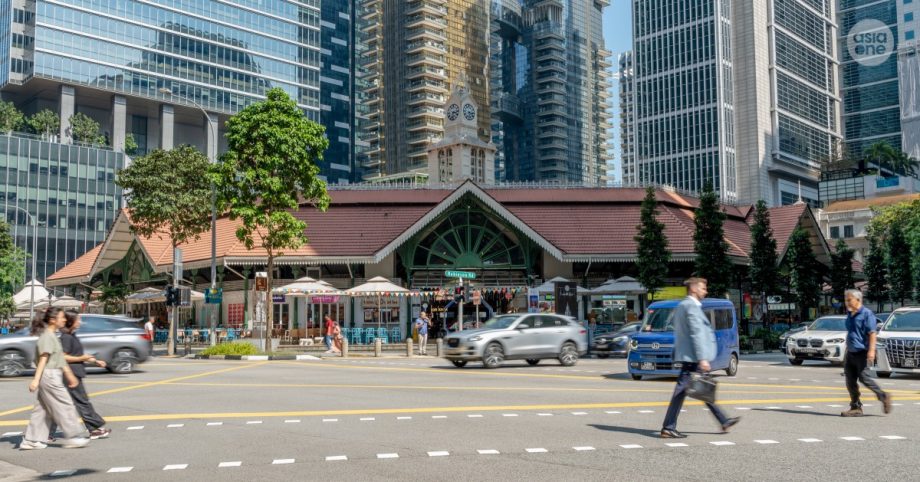 Carbo loading party: Lau Pa Sat invites runners, public to feast on hawker food before StanChart marathon, Lifestyle News