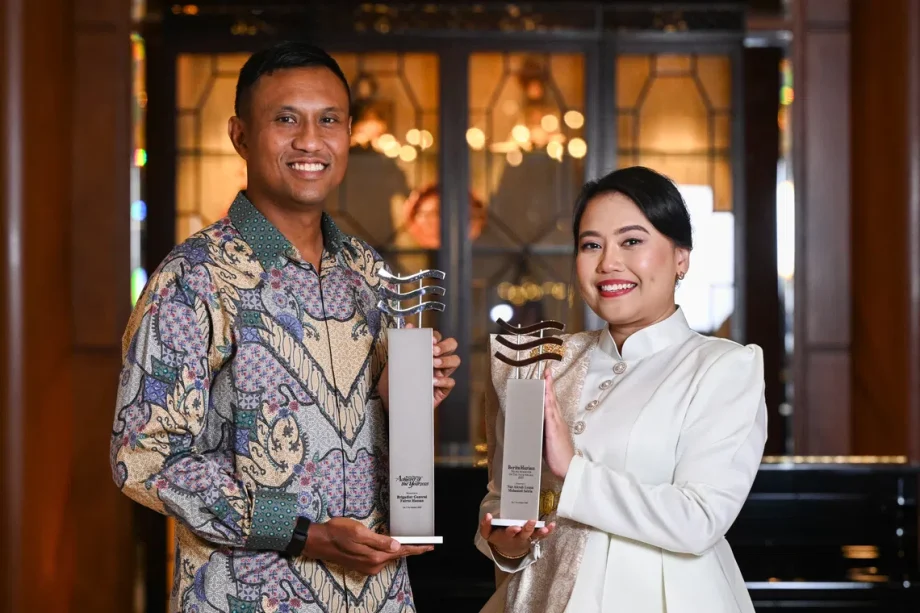 Brigadier-General, young writer lauded as Berita Harian Achievers of the Year Brigadier-General, young writer lauded as Berita Harian Achievers of the Year