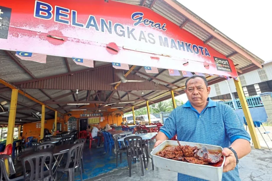 Taste of horseshoe crab draws visitors to Johor Taste of horseshoe crab draws visitors to Johor