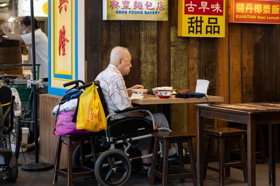 FairPrice Foundation, Tan Tock Seng Hospital to roll out programme to teach seniors to eat healthier FairPrice Foundation, Tan Tock Seng Hospital to roll out programme to teach seniors to eat healthier