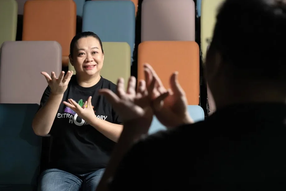 ST Signature Series: ‘A world of silence can still be full of music,’ says deaf artiste Lily Goh ST Signature Series: ‘A world of silence can still be full of music,’ says deaf artiste Lily Goh