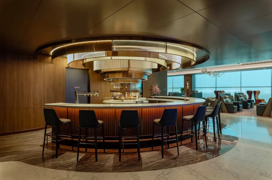 Singapore Airlines has opened the new First Class SilverKris Lounge at Terminal 2: luxury and tranquility made in Changi Singapore Airlines has opened the new First Class SilverKris Lounge at Terminal 2: luxury and tranquility made in Changi