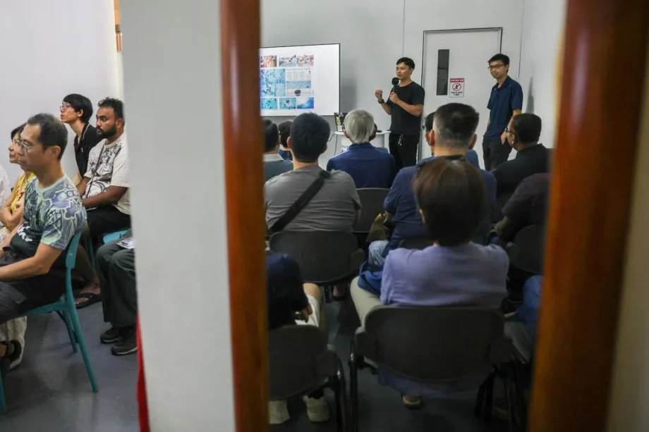 ST photojournalists share stories behind their pictures ST photojournalists share stories behind their pictures