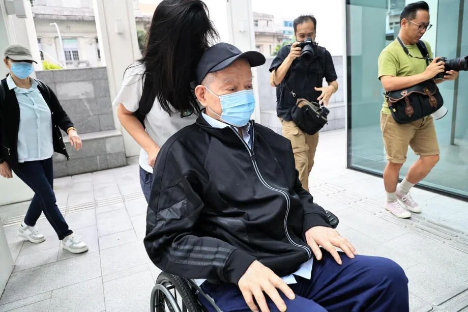 Hin Leong founder O.K. Lim should be granted judicial mercy, like tycoon Ong Beng Seng: Defence Hin Leong founder O.K. Lim should be granted judicial mercy, like tycoon Ong Beng Seng: Defence