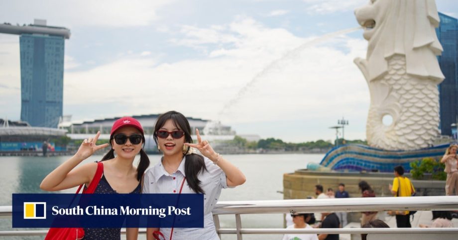 Chinese tourists flock to Singapore for ‘da ka’ moments, despite the high prices Chinese tourists flock to Singapore for ‘da ka’ moments, despite the high prices