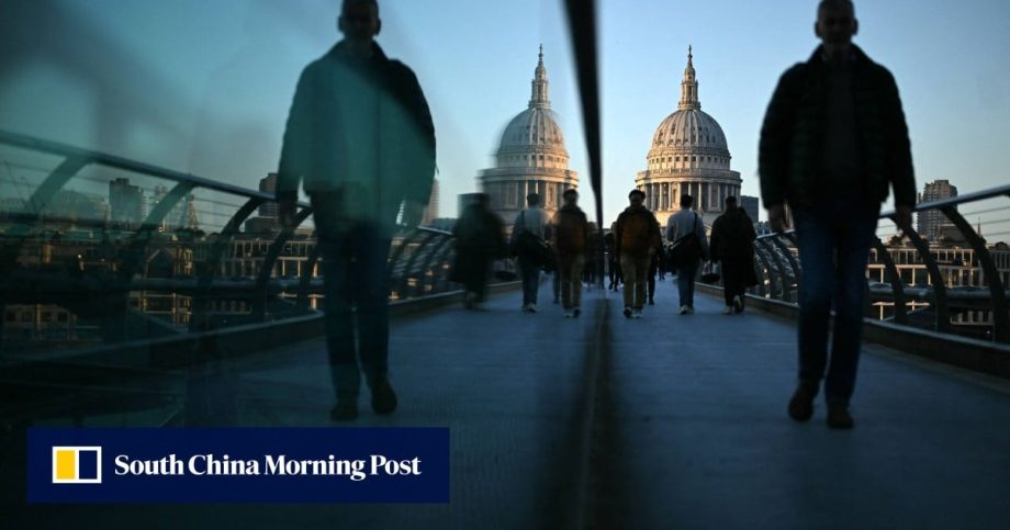 Why a city walk can boost your mental health – as long as it passes the ‘first kiss test’ Why a city walk can boost your mental health – as long as it passes the ‘first kiss test’
