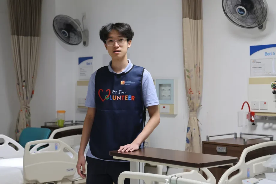 Poly student volunteers for night vigil in Sengkang General Hospital while dreaming of medical school