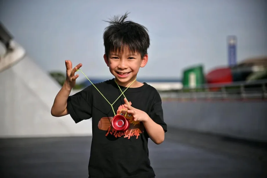 Meet James, 8, and the youngsters breathing new life into the yo-yo scene in Singapore Meet James, 8, and the youngsters breathing new life into the yo-yo scene in Singapore
