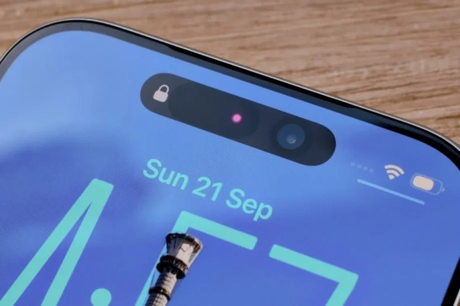 Apple’s 20th anniversary iPhone could have an in-screen selfie camera