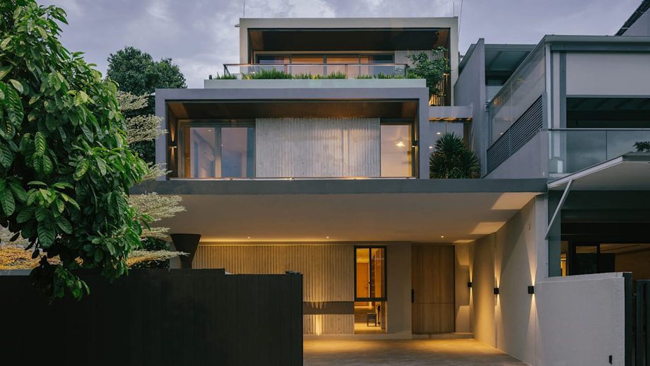 A light-filled Singapore home made for work and living A light-filled Singapore home made for work and living