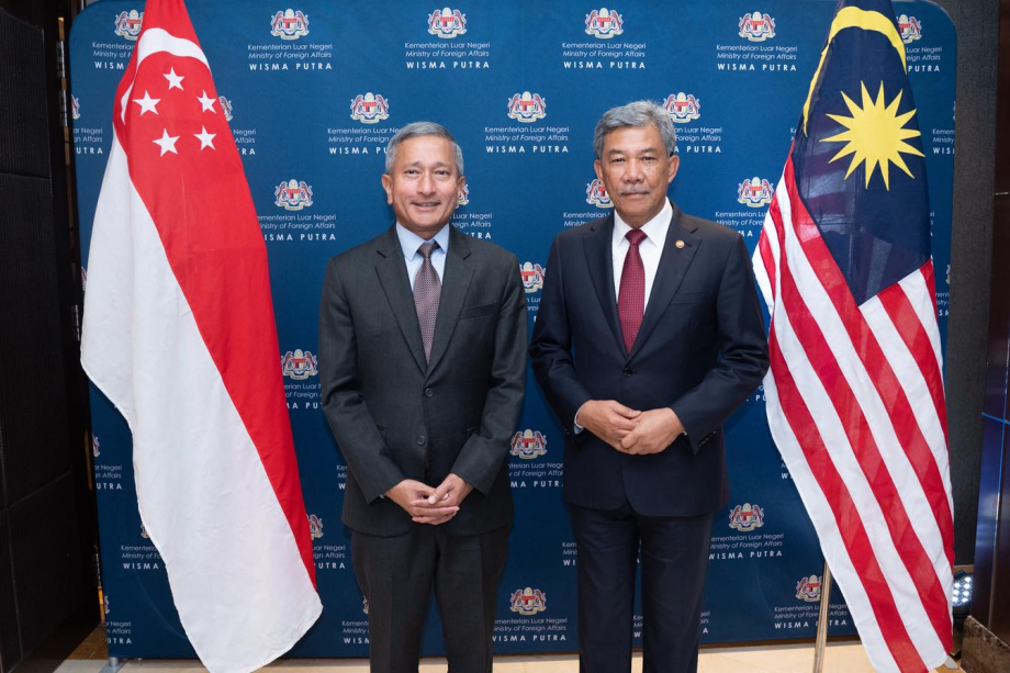 SINGAPORE AND MALAYSIA FOREIGN MINISTERS MEET AHEAD OF 12TH LEADERS’ RETREAT