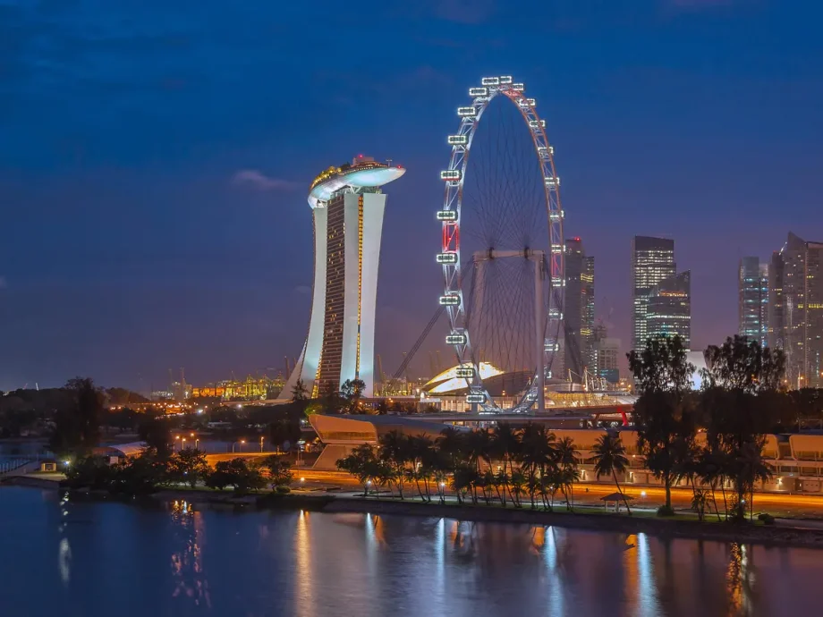 Why Singapore is the world’s most unusual country?