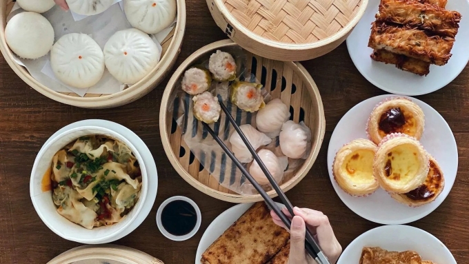 Do you find Singapore too expensive? Look for these budget-friendly dining options