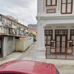 2 men arrested for allegedly assaulting couple with baton in Geylang, Singapore News