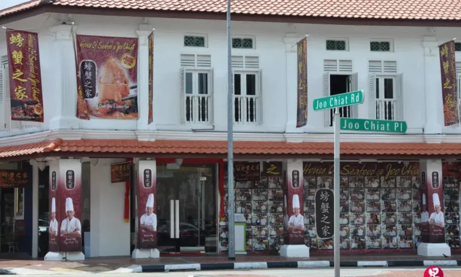 Jail for woman who cheated restaurants of ,000 in meals using edited PayNow screenshots Jail for woman who cheated restaurants of ,000 in meals using edited PayNow screenshots