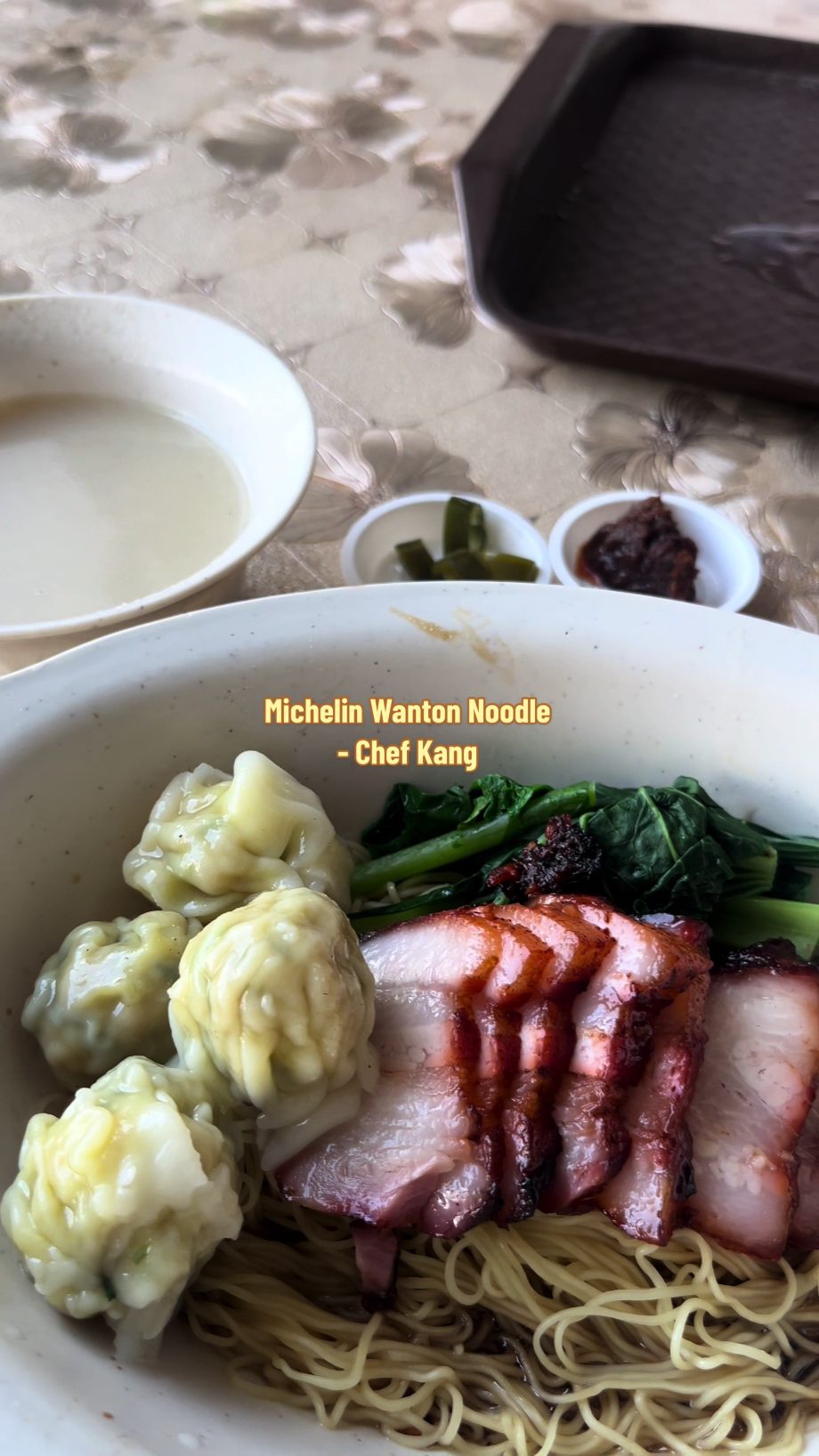 @marcfeats Michelin wanton noodle in singapore!! My go to spot for wanton noodle…