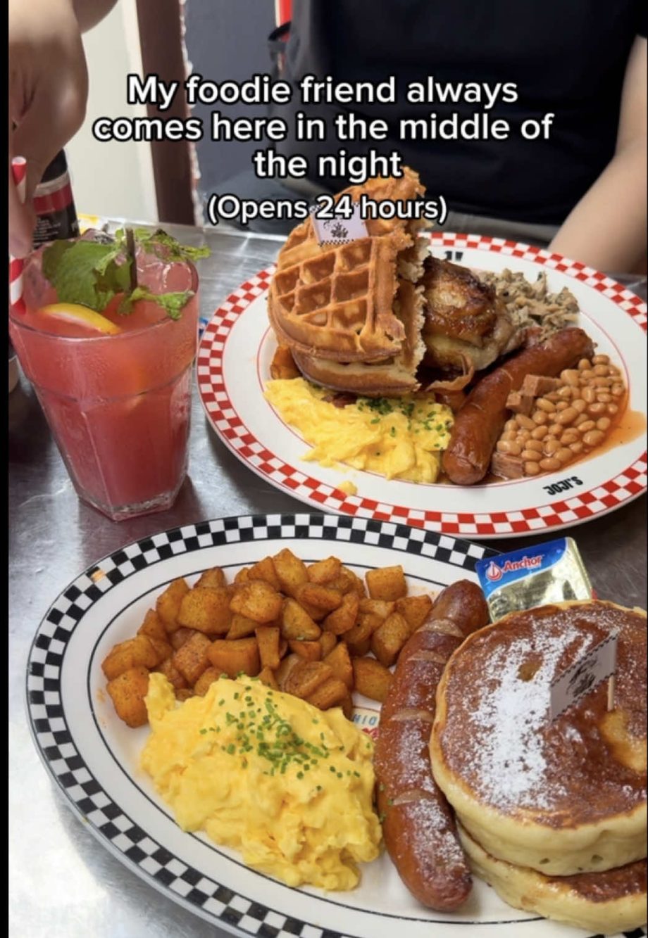 @sgadventurousduo 24 hours supper spot that serves all-day American breakfast!! … @sgadventurousduo 24 hours supper spot that serves all-day American breakfast!! …