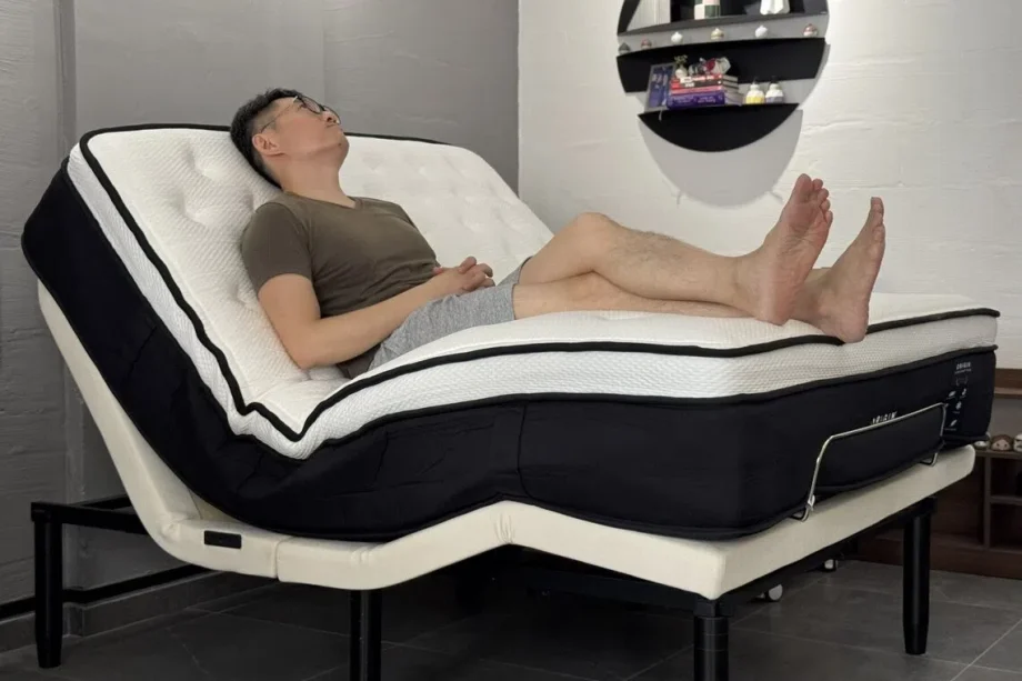 The Origin LumbarCloud mattress felt like I’ve slept on cloud 9…literally. The Origin LumbarCloud mattress felt like I’ve slept on cloud 9…literally.