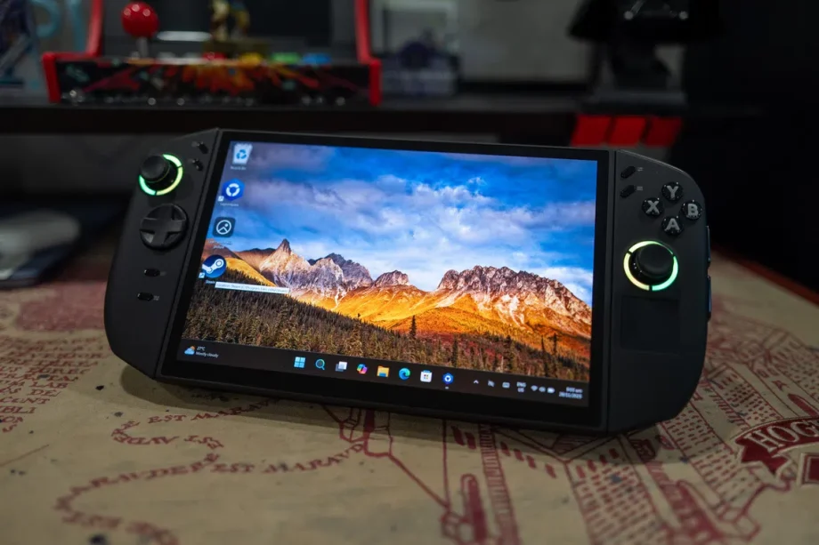 Legion Go 2 review: More mini PC than gaming handheld