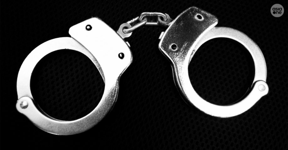 Man, 34, who was lying on pavement outside Bedok police HQ arrested for having drugs, Singapore News Man, 34, who was lying on pavement outside Bedok police HQ arrested for having drugs, Singapore News