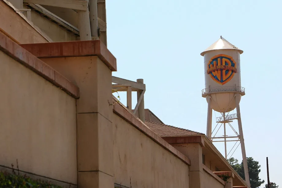 Billionaire Larry Ellison provides personal guarantee for Paramount’s hostile Warner Bros. offer