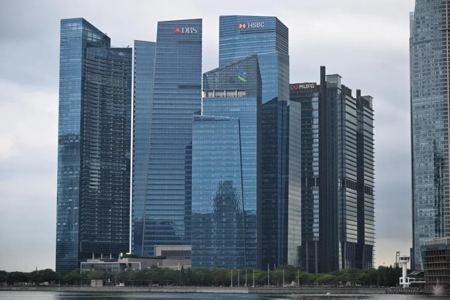 Singapore stock market: Hongkong Land, Sembcorp, Toku Singapore stock market: Hongkong Land, Sembcorp, Toku