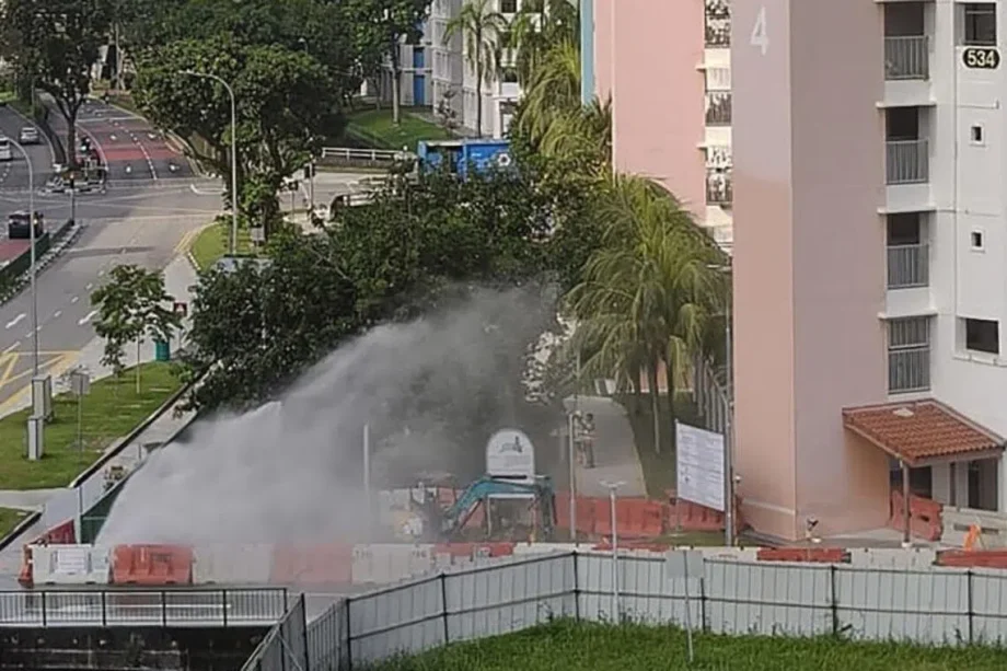 Water pipe near Hougang carpark damaged during HDB upgrading works, leads to flooding Water pipe near Hougang carpark damaged during HDB upgrading works, leads to flooding