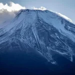 ‘I can’t move’: Man climbing Mount Fuji falls, dies after calling police