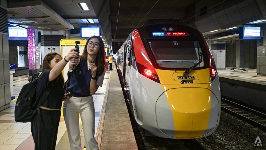 Pricier than buses, cheaper than flights: How does Malaysia’s JB-KL electric train compare to other options? Pricier than buses, cheaper than flights: How does Malaysia’s JB-KL electric train compare to other options?